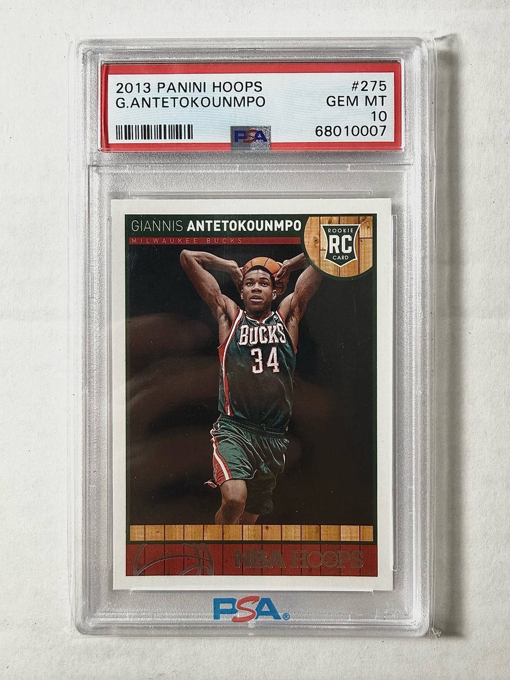 Panini Milwaukee Bucks White Black Giannis Antetokounmpo Card